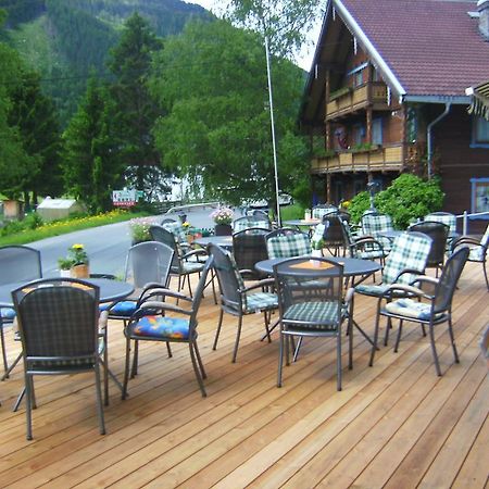 Neukirchen am Großvenediger Hotel Wildrose מראה חיצוני תמונה