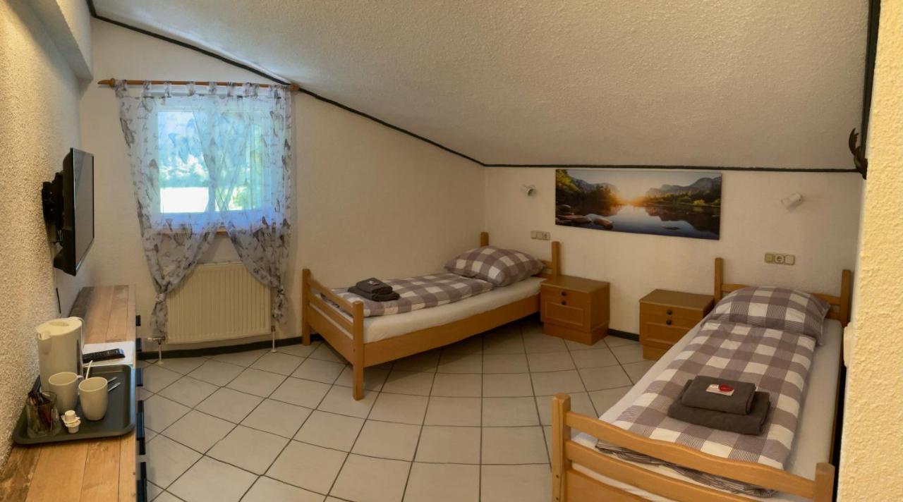 Neukirchen am Großvenediger Hotel Wildrose מראה חיצוני תמונה